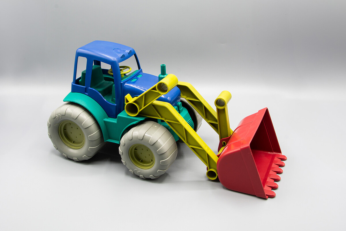 Recycled sand toys 